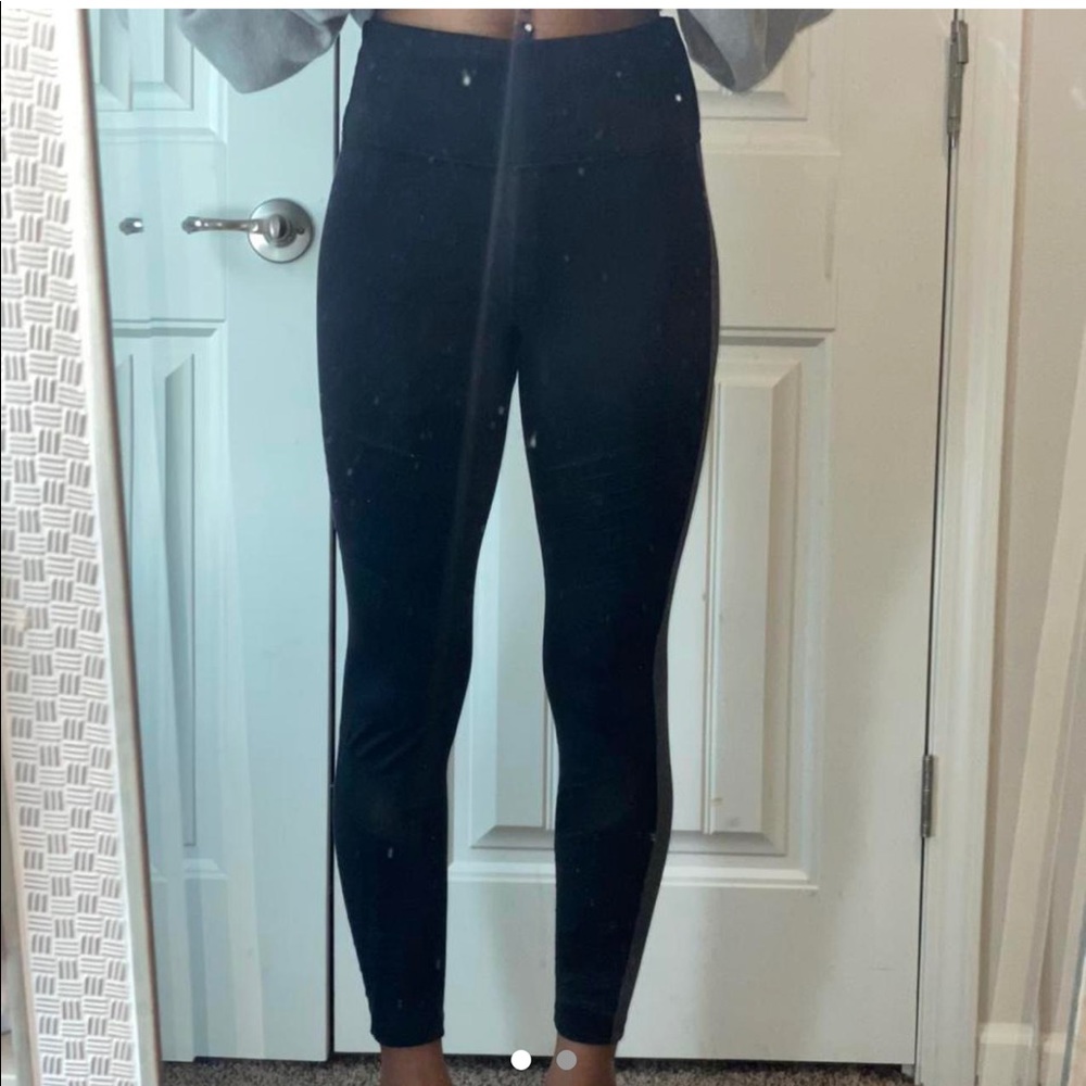 black leggings